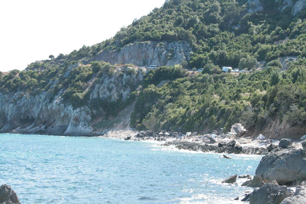 Karmabnb Cala Gonone Bagian luar foto