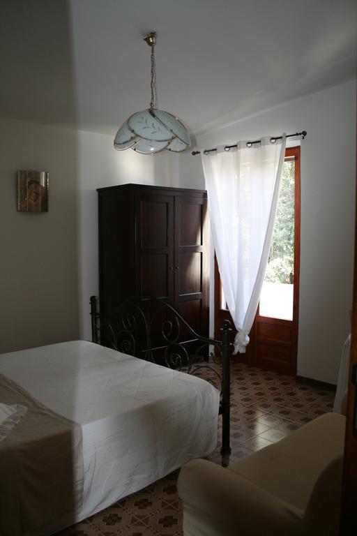 Karmabnb Cala Gonone Bagian luar foto