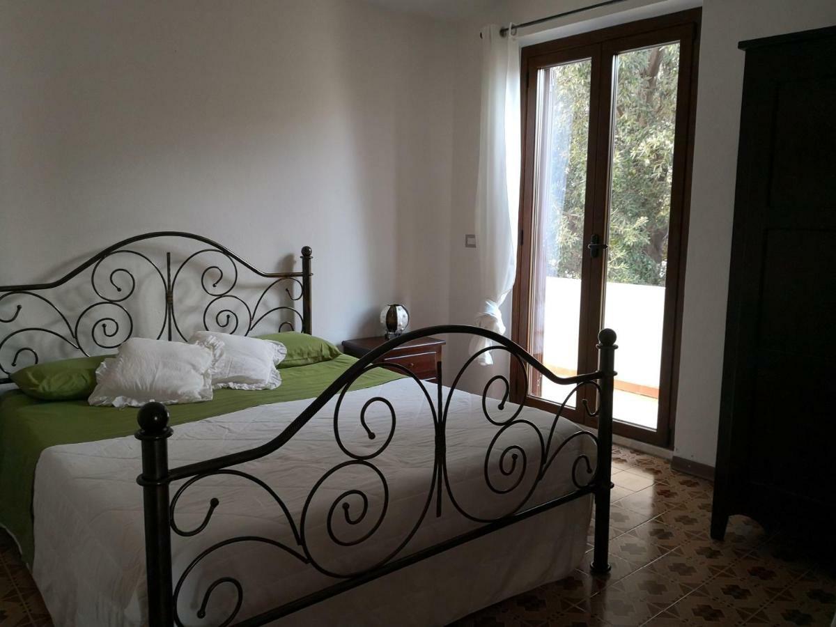 Karmabnb Cala Gonone Bagian luar foto